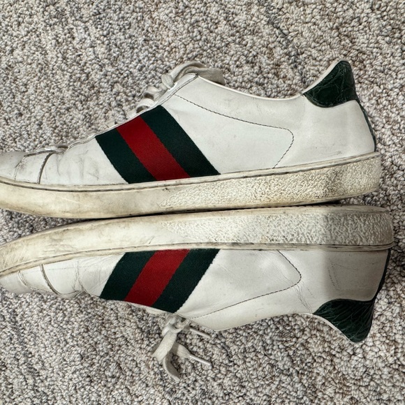 Gucci Sneakers - Picture 3 of 5